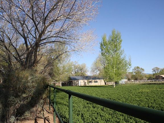 5th image of 650 Country Ln