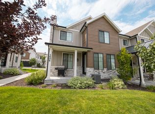 1404 E Rustic Wood Ct, Sandy, UT 84092