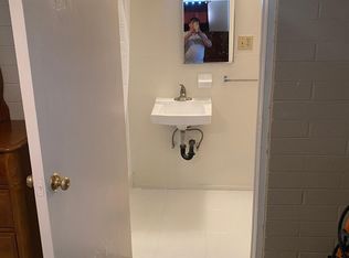 350 S Thunderbird Dr #A, Apache Junction, AZ 85120