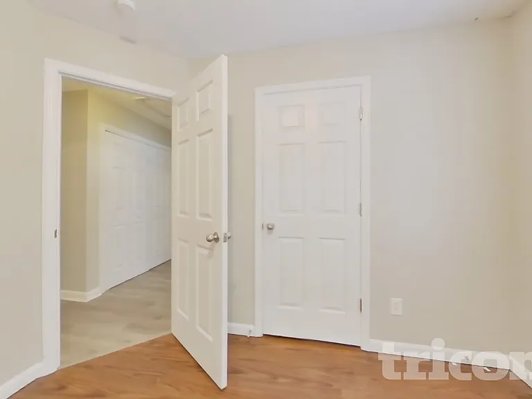 52 Spencer Ct — Photo 10