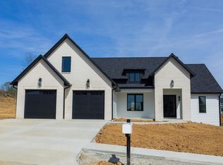 4444 N Seabiscuit Cir, Bloomington, IN 47404