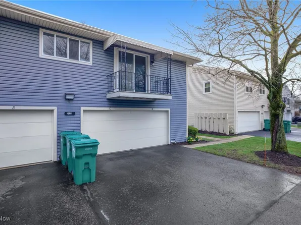 2425 Island Dr #16D, Uniontown, OH 44685