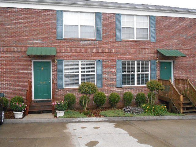 1st image of 2406 Executive Park NW