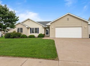 105 11th Avenue Ct, Orion, IL 61273