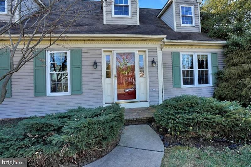 1st image of 1304 Crownvetch Dr
