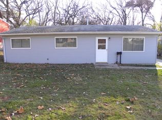 212 Timber Trl, Streamwood, IL 60107