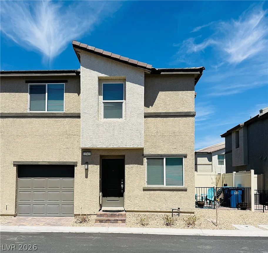 2 bed, 2.0 bath, 958 sqft, $1,950 — Photo 3