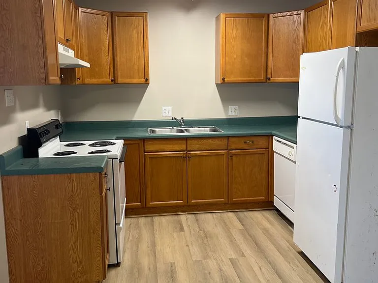 3803 Common St — Photo 3
