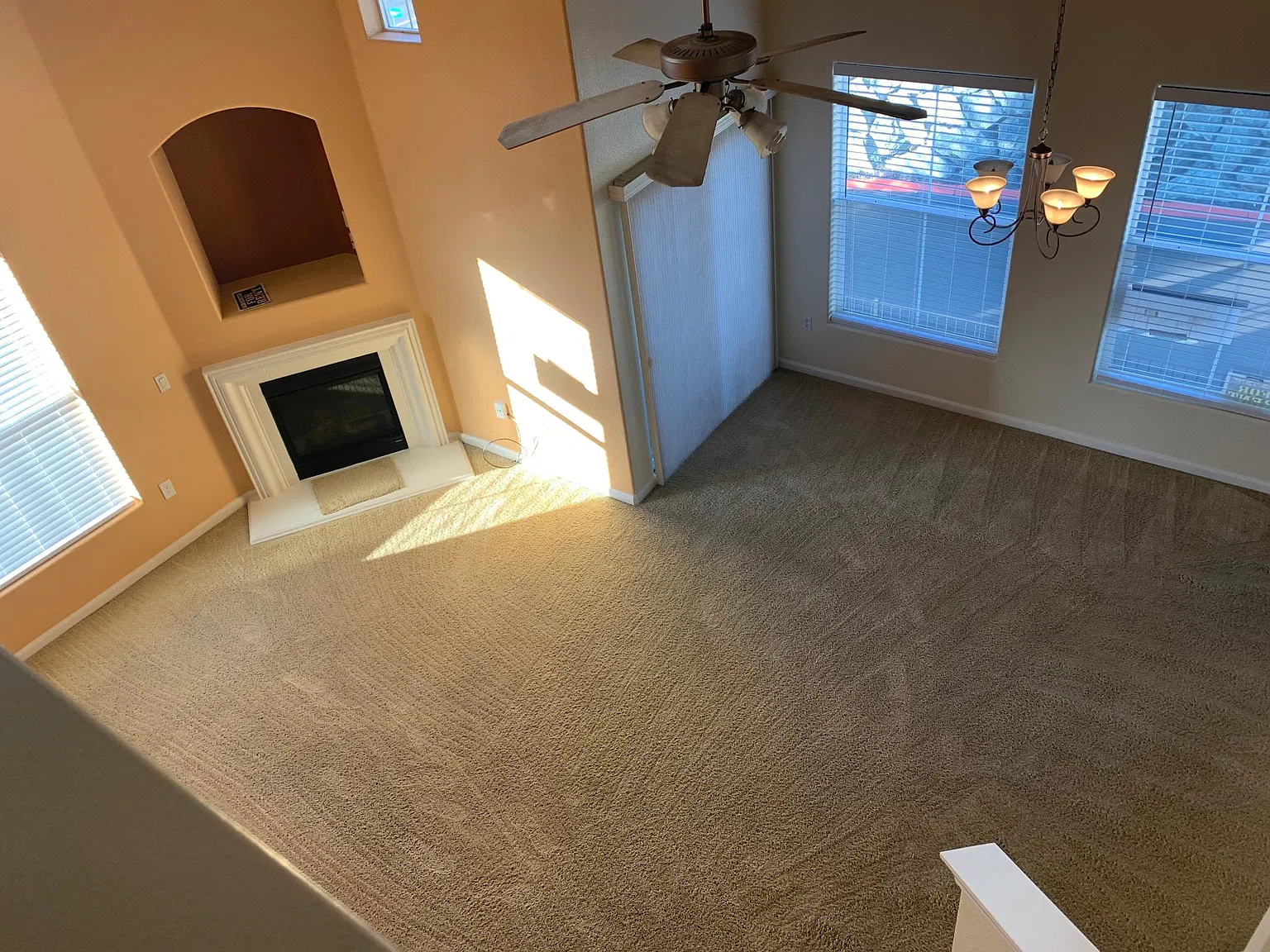 712 Vessona Cir — Photo 3