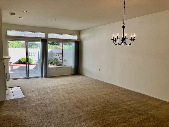 4th image of 21654 Paseo Maravia