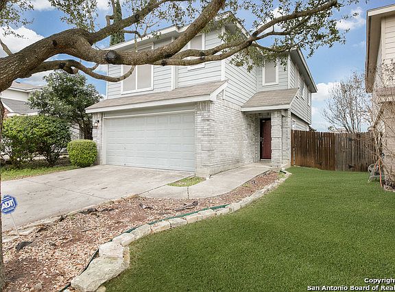 2nd image of 6935 Grapevine Lk
