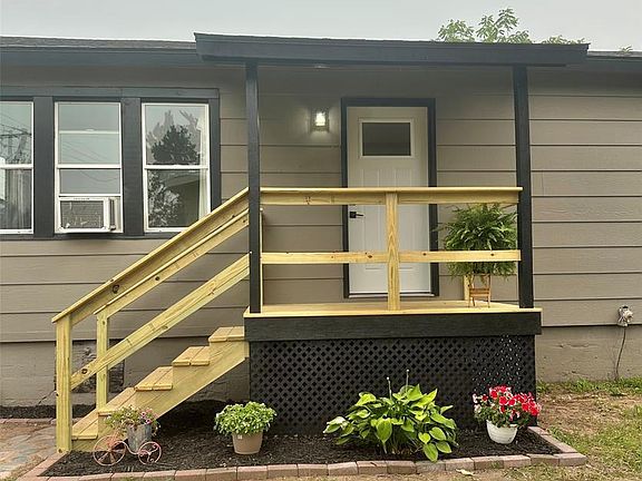 3rd image of 10728 Nyman Avenue