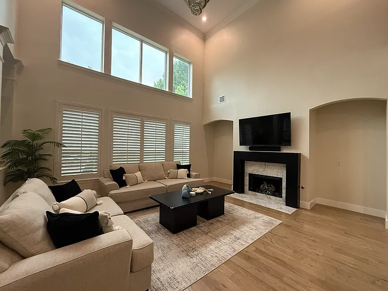 5315 Cree Dr — Photo 7