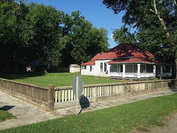 2nd image of 503 Dixie Ave