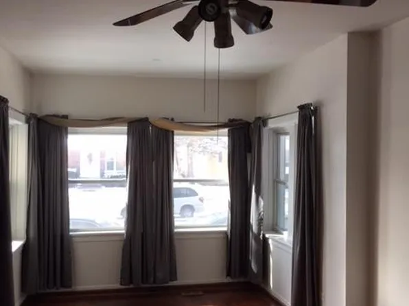 8413 Monticello Ave APT 1, Skokie, IL 60076