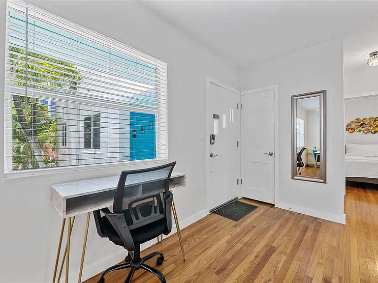 3015 Seville St #7 — Photo 12