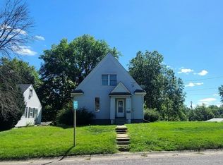 302 K Ave E, Oskaloosa, IA 52577