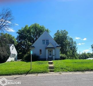 302 K Ave E, Oskaloosa, IA, 52577