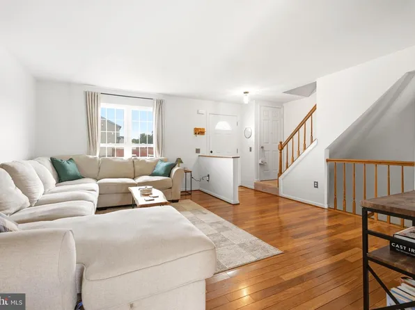 5752 Sunset View Ln, Frederick, MD 21703