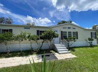 9620 Lake Dr, New Port Richey, FL 34654