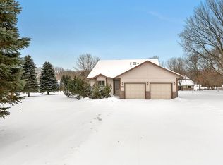 15845 Riverfield Ct, Cold Spring, MN 56320
