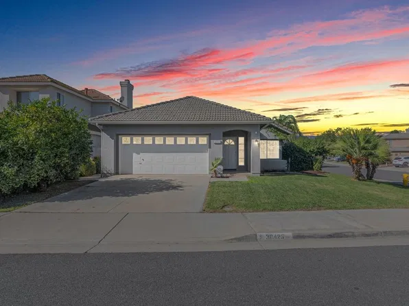 30423 Shoreline Dr, Menifee, CA 92584