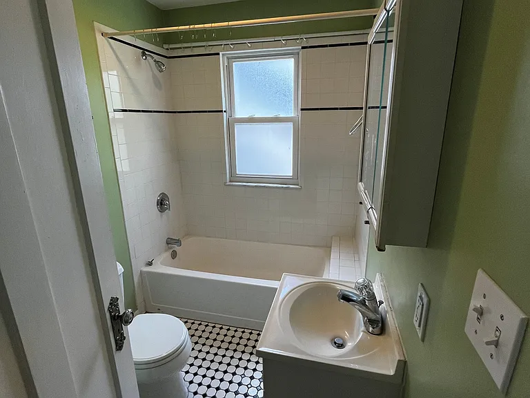 2321 Bellfield Ave #3 — Photo 7