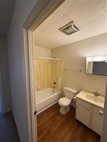 3807 Canterbury Ln — Photo 23