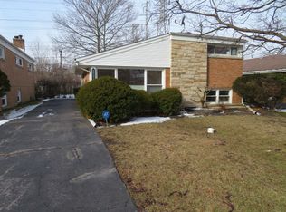 6602 N Kenneth Ave, Lincolnwood, IL 60712