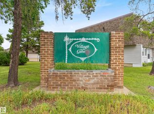 Village On The Green, Edmonton, AB T5A 1H2