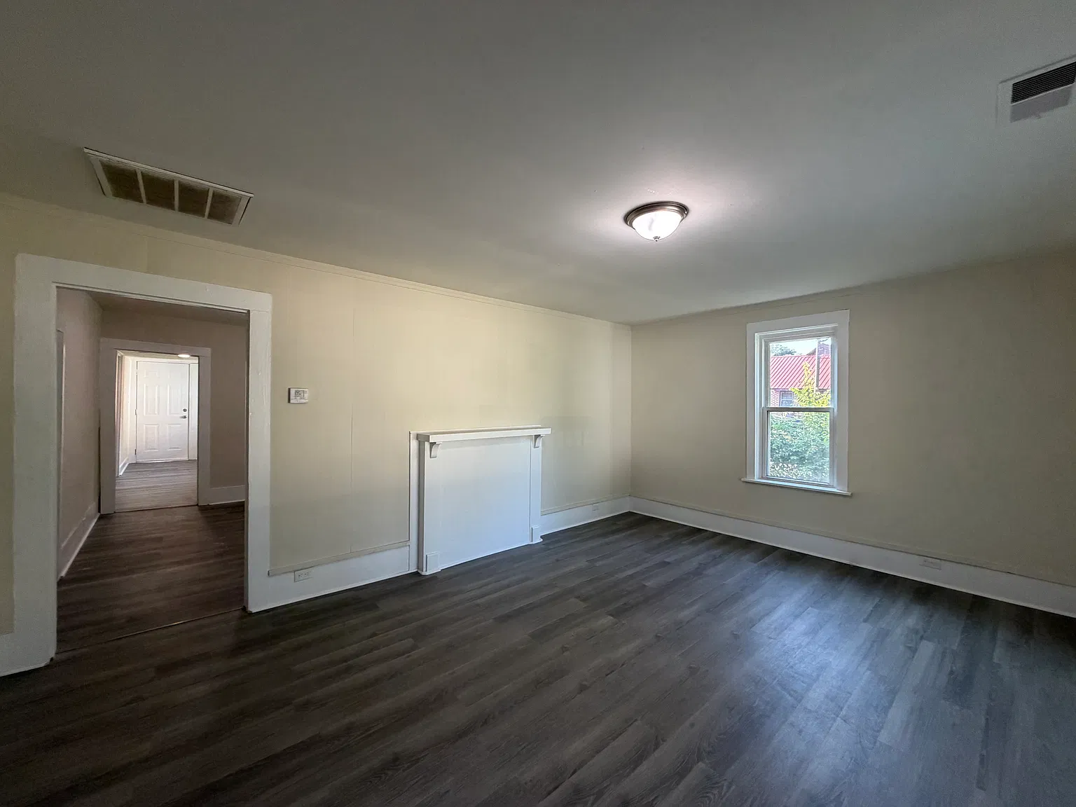 3 bed, 1232 sqft, $1,100 — Photo 3