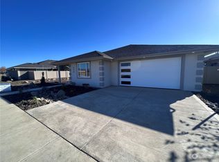 210 E Chinook Rd, Ellensburg, WA 98926