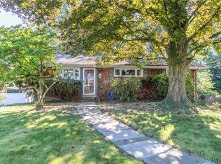 510 Greenleaf Dr, Monroeville, PA