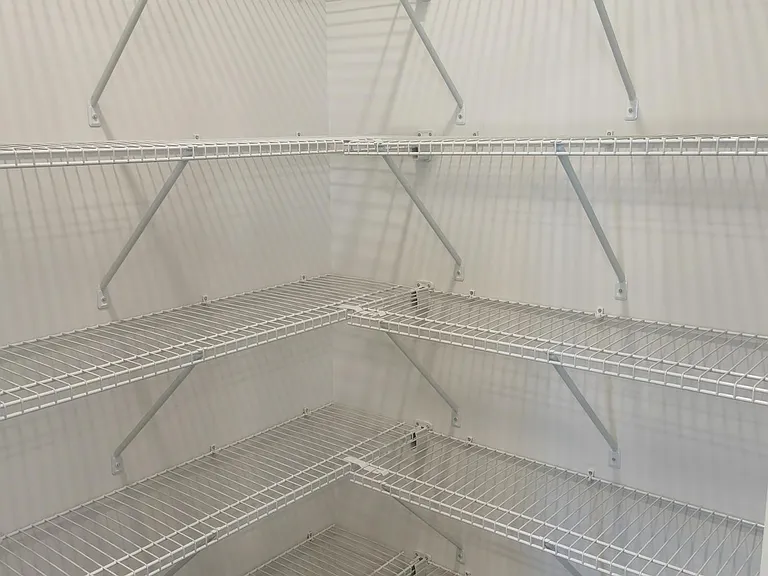 1823 Landon Ln — Photo 13