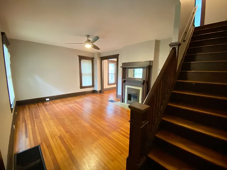 Mithoff St 266-268 BSS — Photo 11