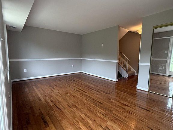 5th image of 4103 Massachusetts Ave SE