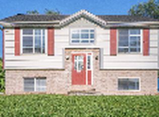 1214 Red Pine Way, Kalamazoo, MI 49006