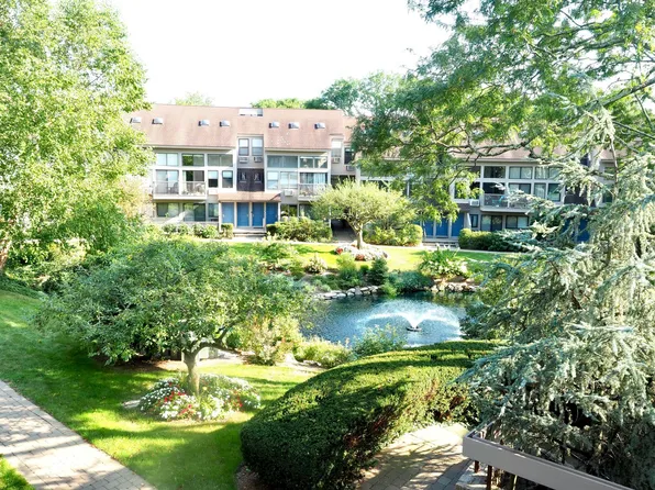 1465 E Putnam Ave, Greenwich, CT