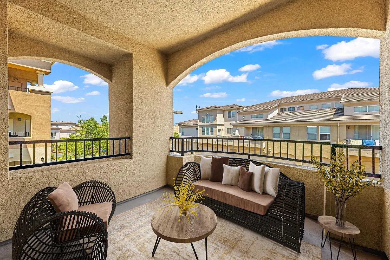 1300 Moon Cir Unit 1323 photo 1