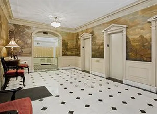 Sold by Douglas Elliman | media 15
