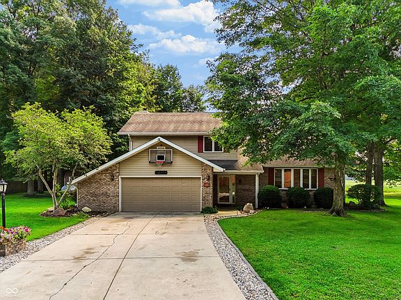 2nd image of 8409 Timber Ln