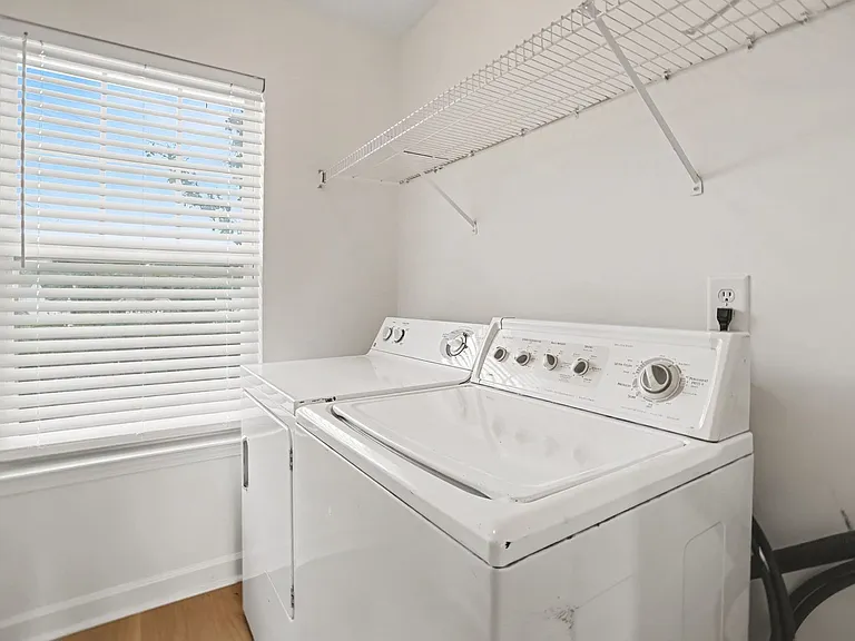 919 Tapoco Ct — Photo 14