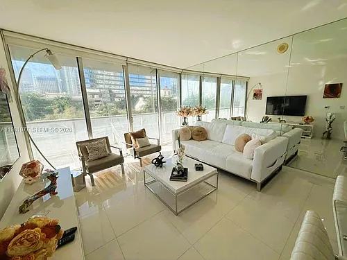 495 Brickell Ave #511 Photo 1