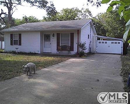 2nd image of 515 W Redwood St