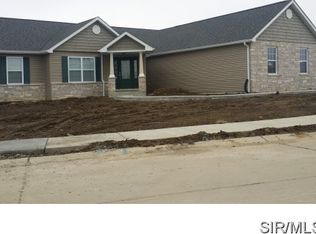 1444 Winchester Grove Ct, O'Fallon, IL 62269