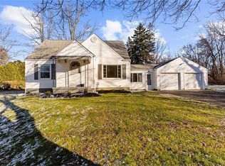 3441 Bell Wick Rd, Hubbard, OH 44425