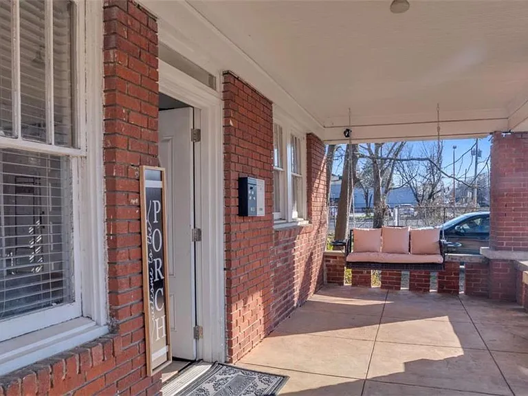 2882 Church St — Photo 39