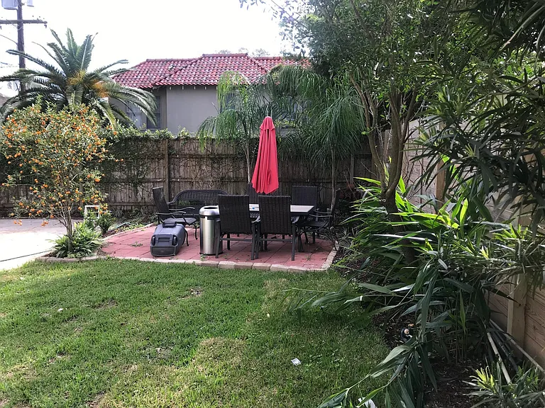 2735 Octavia St #5043384267 — Photo 9
