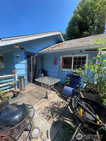 2nd image of 1323 Morris Street