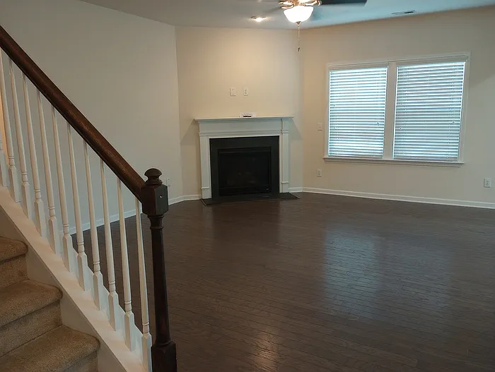 48 Hatfield Way — Photo 9